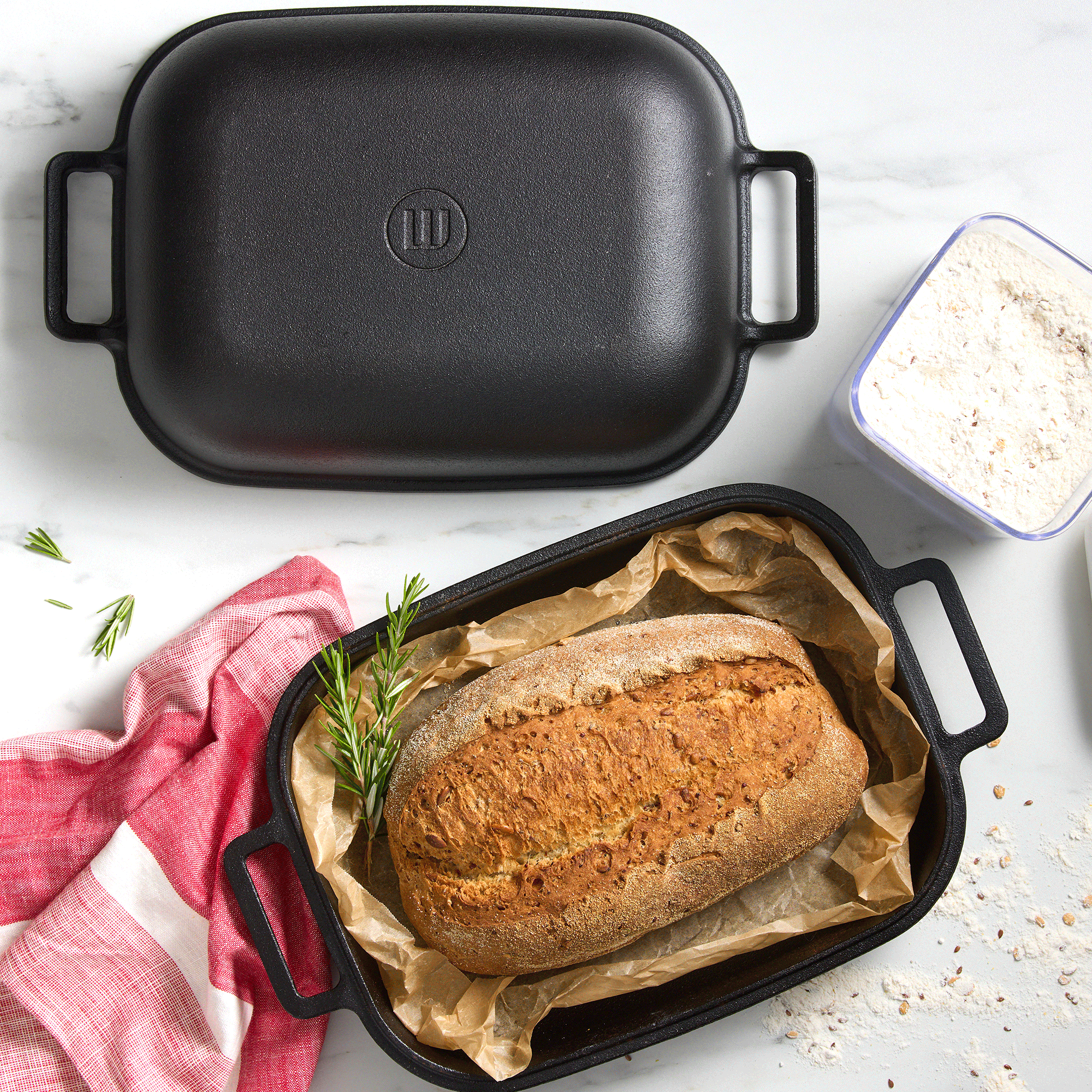 Cast iron top baking pan